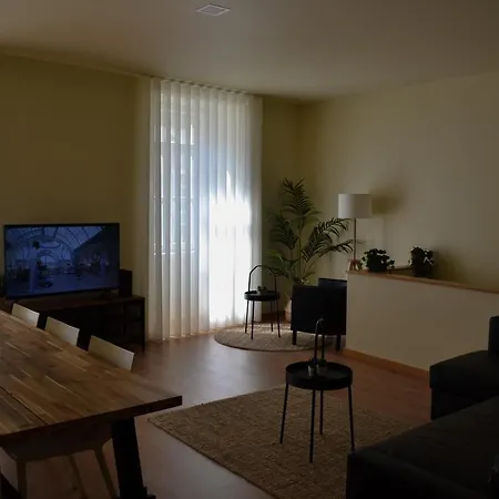 Glamour 维亚纳堡