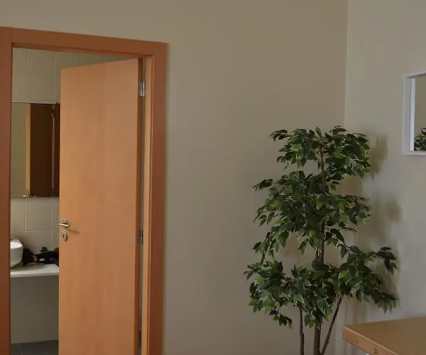 Glamour Виана-ду-Каштелу